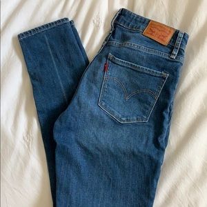 Levi’s Jeans